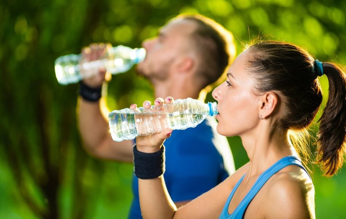 Membangun Pola Minum Air untuk Mendukung Kenyamanan